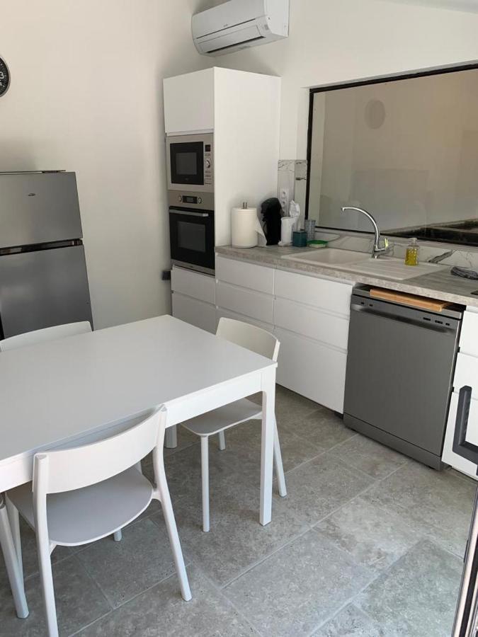 Apartment Terre De Lumiere 3