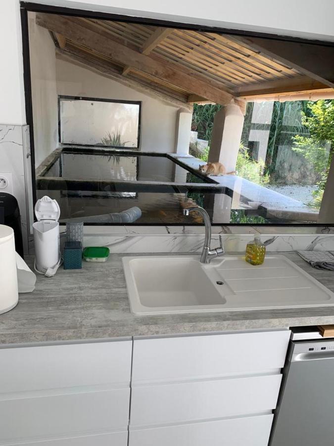 Terre De Lumiere 3 Apartment
